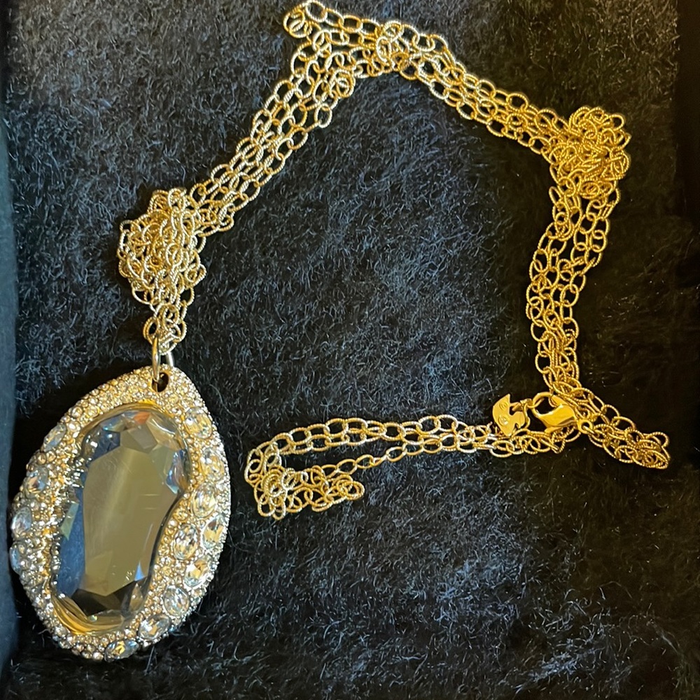 SWAROVSKI gold necklace